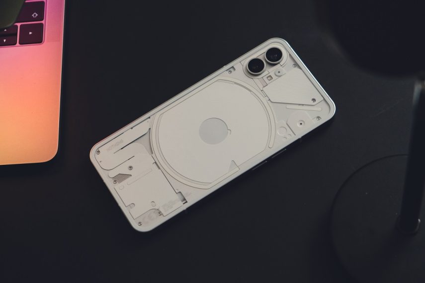 Nothing Phone