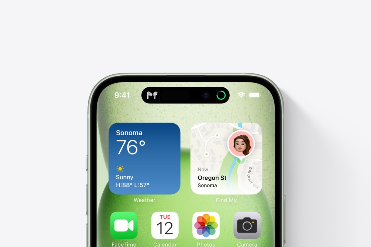 iPhone 15